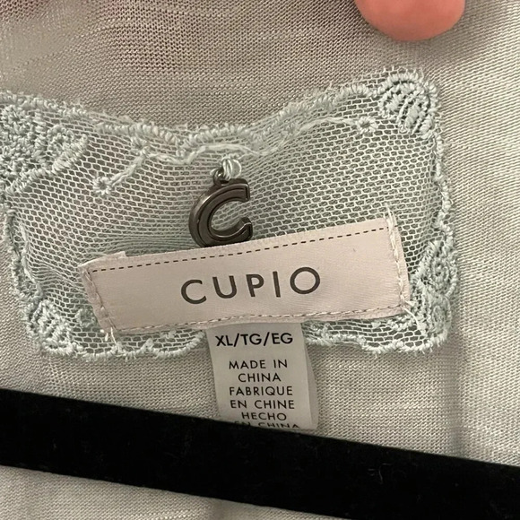 Women’s Cupio Tee Shirt Size XL - Picture 3 of 7